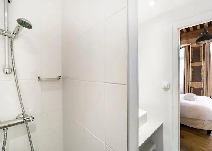 In | Authentique Vieux Appartement